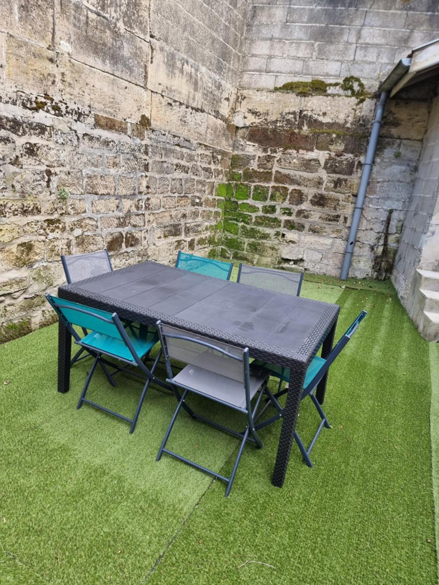 L Essentiel Gite Pour 6 Personnes Sireuil  Exterior foto